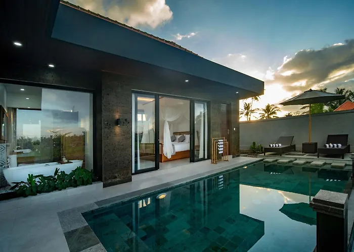 Mikha Ubud