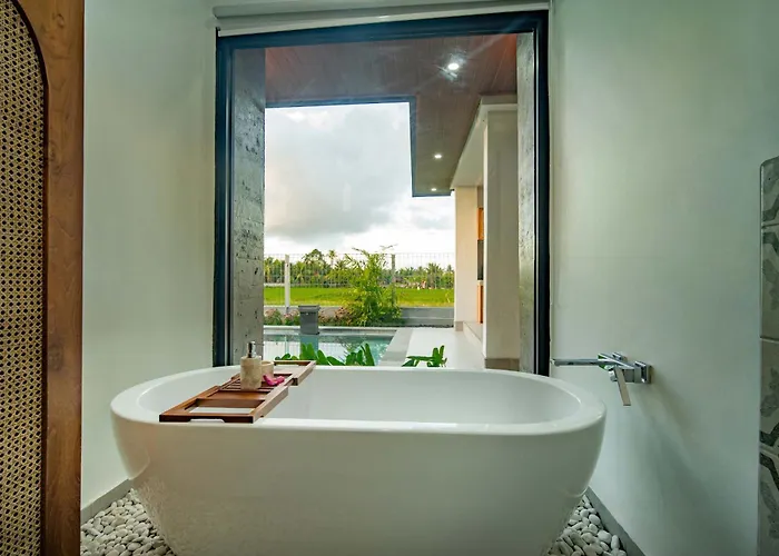 Villa Mikha
