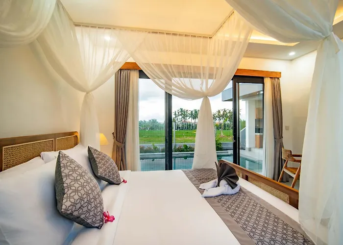 Mikha Villa *