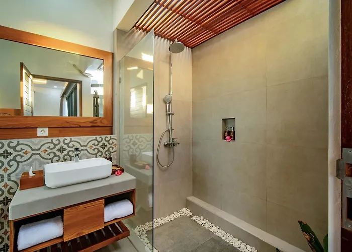 Mikha Villa