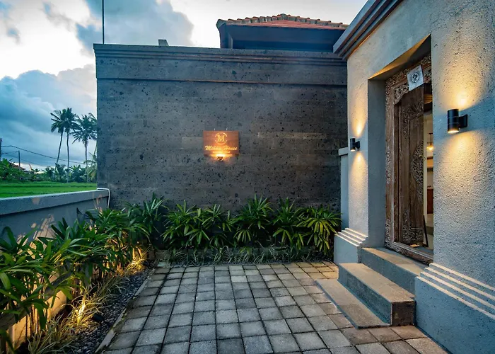 Mikha Villa *